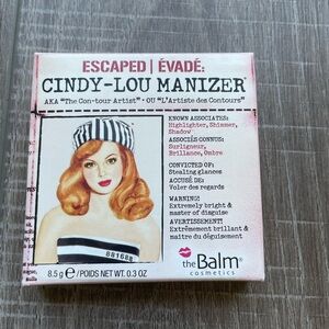 TheBalm Cindy-Lou Manizer Highlighter & Shadow